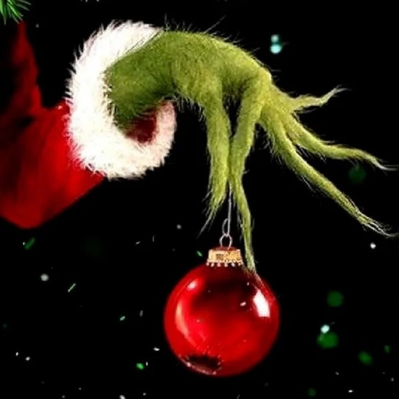 $5 STARTS ON ALL PLUS SIZE FREE GIFT ON BIDS OVER $8 - Picture 4 of 16